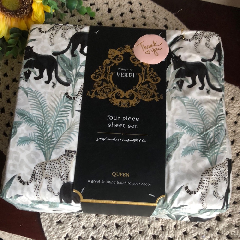 House of Verdi QUEEN Four-Piece JUNGLE Panther Safari Sheet Set